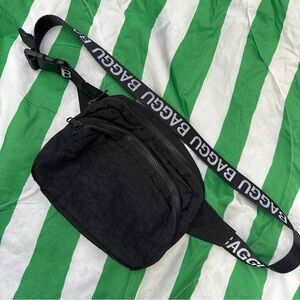 BAGGU Fanny pack with OG strap